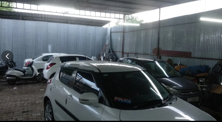 Multi Car Workshop
