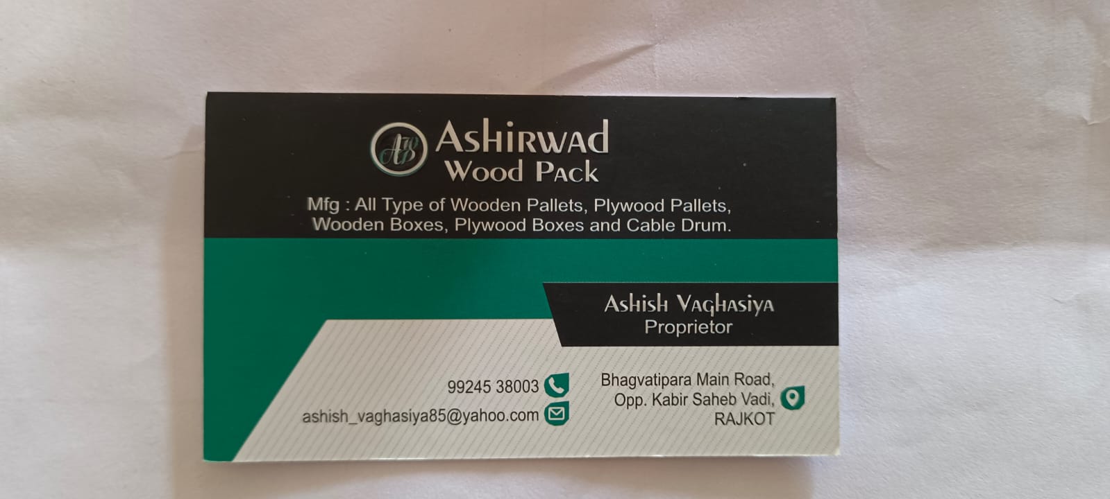 wooden box, wooden pallet